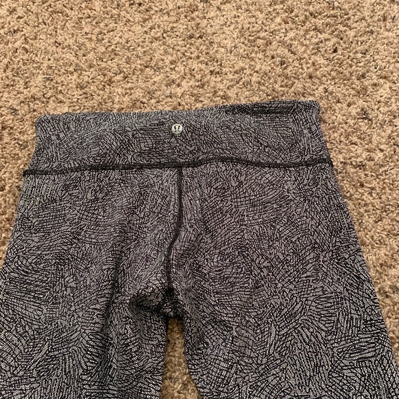 Lululemon Wunder Under Pant III - Picture 7 of 8